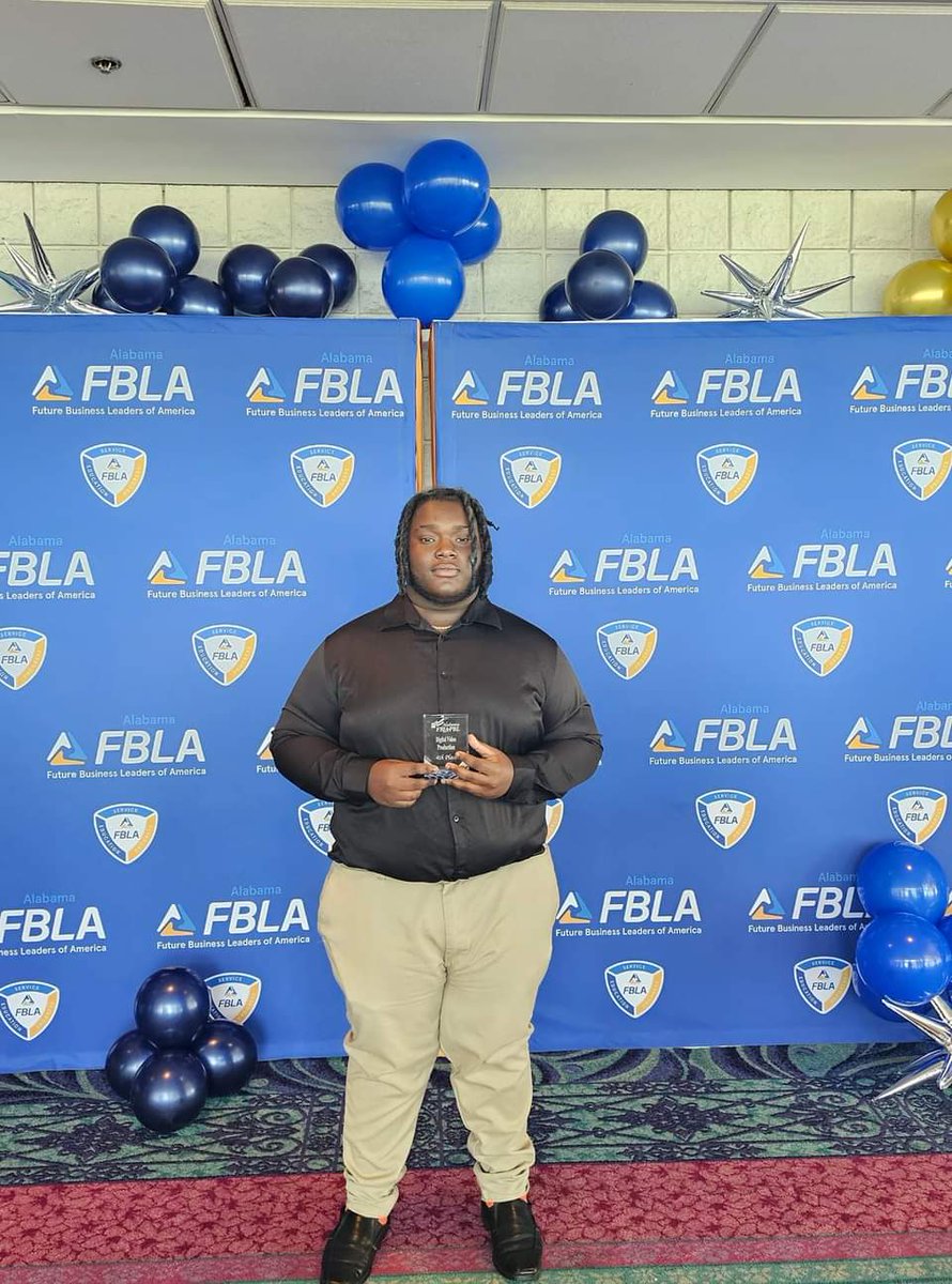 DirectorBake's tweet photo. 3rd place in Business Management 4th place in Digital Video Production,1st &amp; 2nd place in Health Care Administration,
1st &amp; 2nd place in Introduction to FBLA, 4th place in Sports &amp; Entertainment Management, Lastly, The newly elected Alabama FBLA District 4 Vice President. https://t.co/BbBgRnI8H2