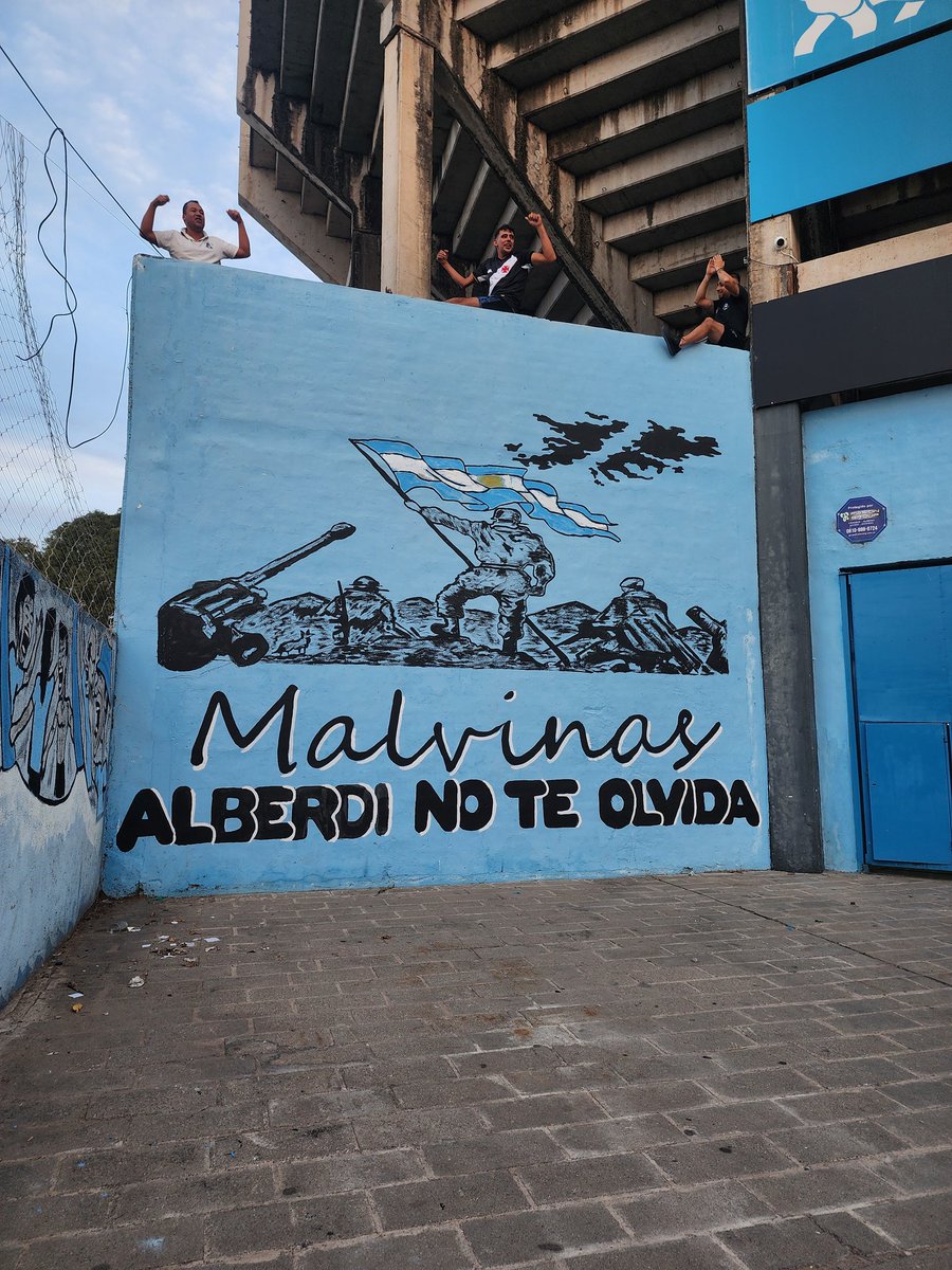 42 años de la gesta de Malvinas🇦🇷

Alberdi jamás te olvidara🏴‍☠️