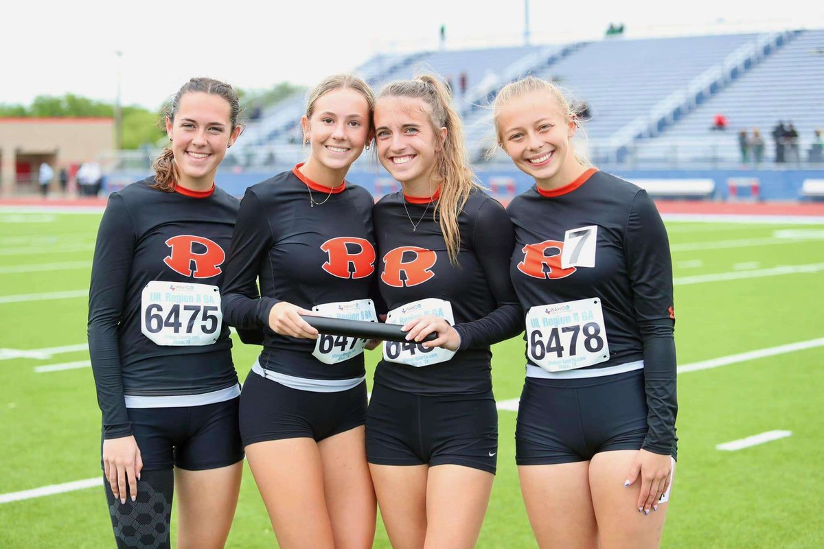 thankful for the opportunity to run in the regional finals with my 4x4 team!! i’m so proud of how far we came and I can’t wait to watch these girls run in college!
