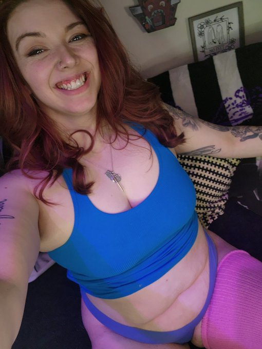 I'm live on @chaturbate tonight! Come hangout!   https://t.co/0J1PfFqIVZ https://t.co/ibjx7MCvDz<a class="tags" href="/tag/chaturbate">@chaturbate</a>