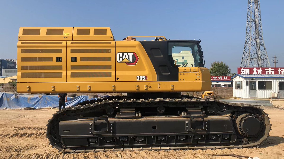 GohCheeWeng1's tweet photo. Happy Sunday: CAT 395, here you go! Call if you want to pick 'em up! CHEERS! #excavator #excavators #EXCAVADORA #экскаватоp #mining #miningmachinery #miningequipment #usedmachinery #usedequipmentforsale #caterpillarequipment #komatsu #macipion #MGCE #machinerytrader https://t.co/X626mur17i