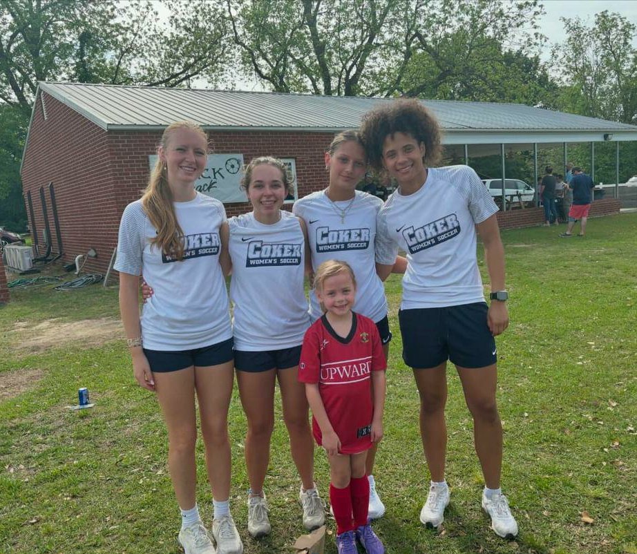CokerUWSOC's tweet photo. We loved cheering on Upward Soccer players today! The future of Hartsville youth ⚽️ is bright! #CokerPride #GoCobras #CommunityService https://t.co/vHpG40PfQA
