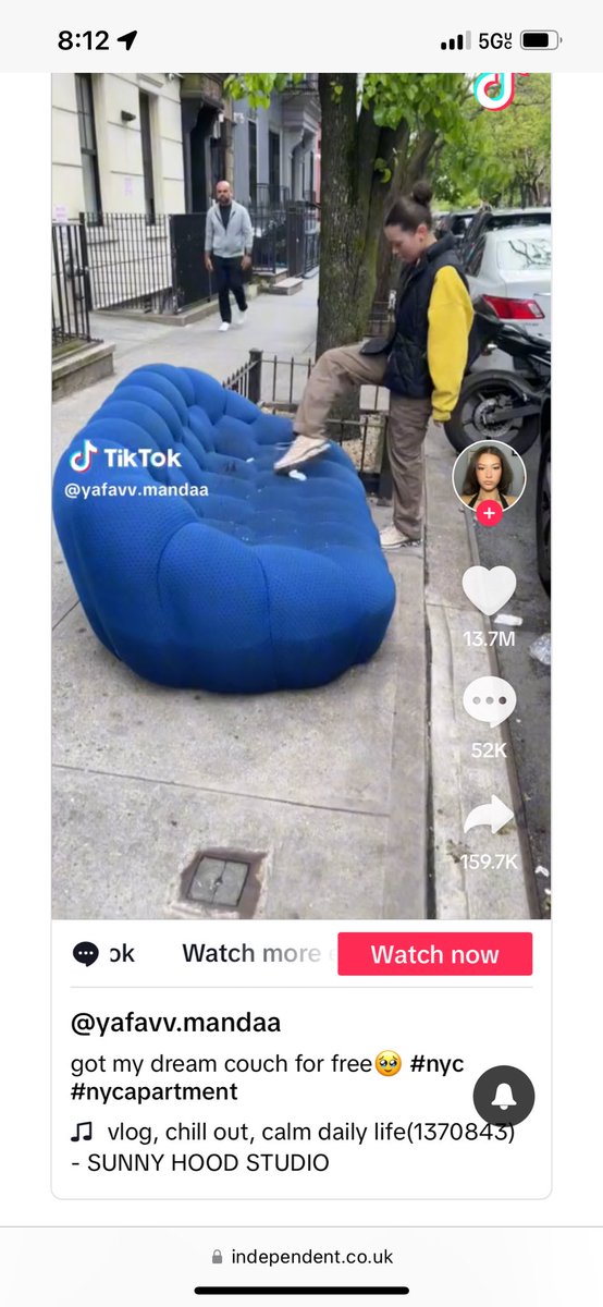 HighJump_blaze's tweet photo. @thedaviddoes Lmaoo now i see why they were tossing that viral blue couch 😂 https://t.co/vjDwKItiOp