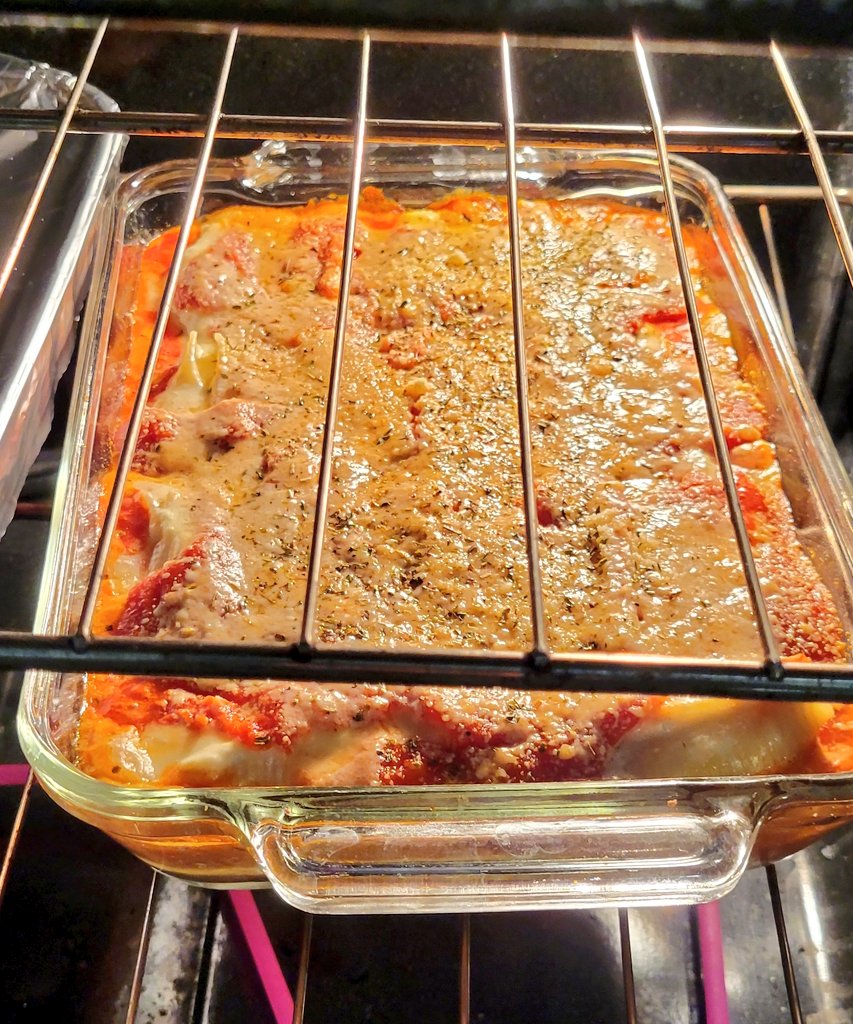 Type0Negative11's tweet image. #Homemade #StuffedShells #Italian #food #Italy #FoodieBeauty #FoodSecurity #Foodie #FoodLove #foodpoll #foodlover #foodgasm #foodicon #FoodSafetyFirst #FoodSpot #FoodIsLove #eating #eat #EatEmUp #eatlocal #eating #EatingWell #EatingHabits #EatingWithIntention #EatingMindfully