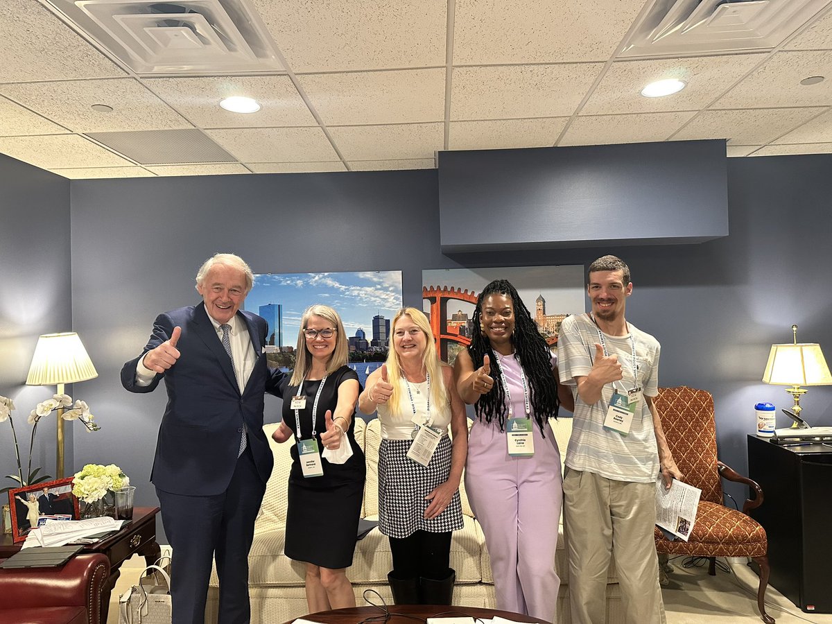 @RepPressley @SenWarren @RepMcGovern @USRepKeating And lastly, our team met with @SenMarkey! 

The NDPS was an amazing experience for our team who attended. Thank you to everyone involved in this amazing day for our staff and Council members. 

#DPS2024 #MAPoli