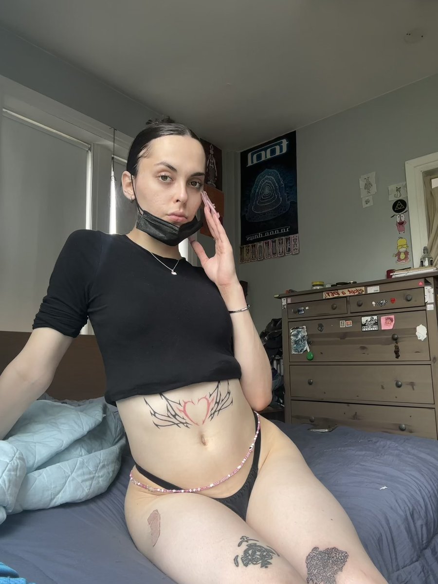 ts_angellynnbae's tweet photo. need summer body back now #nsfw #transgirl #sugarbaby #passing #hot https://t.co/DSlObcK3Rj