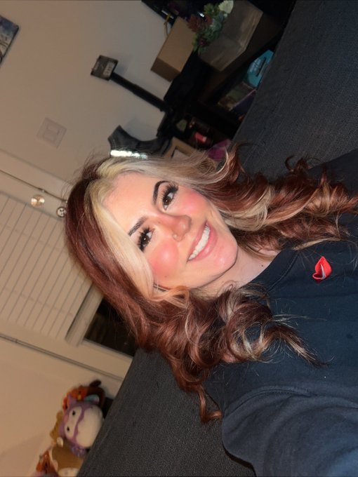 felt cute 🫶🏻 https://t.co/YrEGn1F6WH