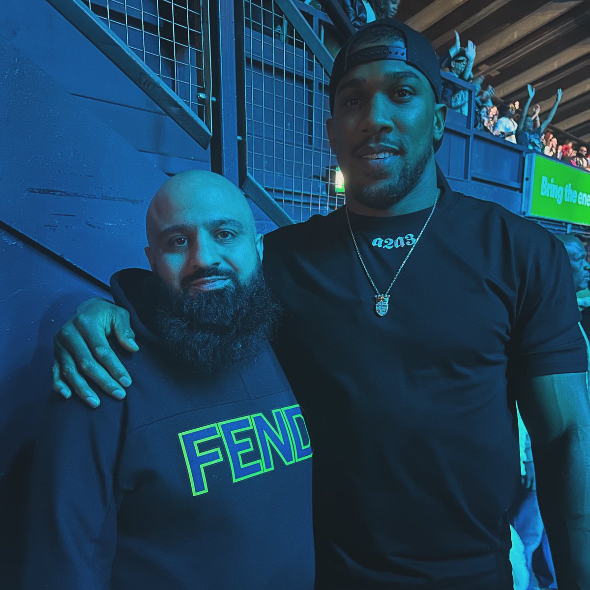 The champ <a href="/anthonyjoshua/">Anthony Joshua</a> came up to me and said I done my thing tonight at the Boyz 2 Men concert 🙏🏾💙