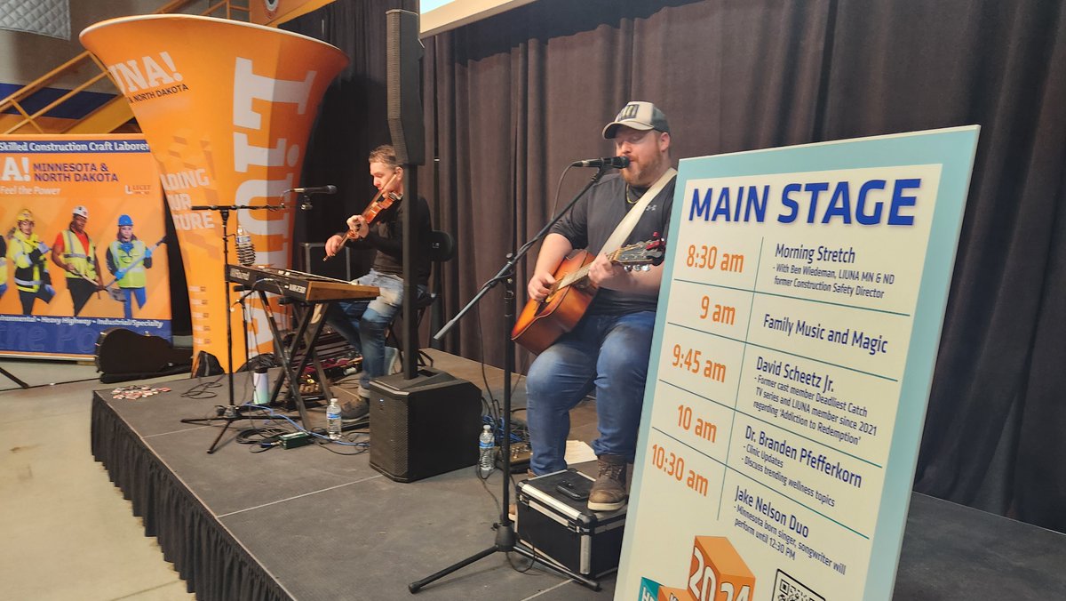 MinnesotaLecet's tweet photo. Thank you LIUNA Minnesota &amp; North Dakota members for joining us today at our Laborers Health and Benefit Fair!  More photos soon at https://t.co/IxNq3mw5qN   #LIUNA members are strong, proud and united! While it was a health fair, we still had a lot of fun with LIUNA families! https://t.co/mWegd1Vcfl