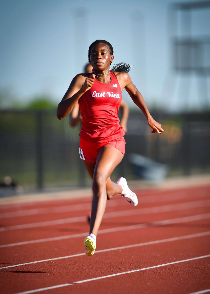 EVPatTrack's tweet photo. 🚨STATE QUALIFIER🚨
Peace Ese (sophomore) is your region 3-5A champion in the 400m! With a time of 55.17 she is headed to state! https://t.co/bhfTUumkli