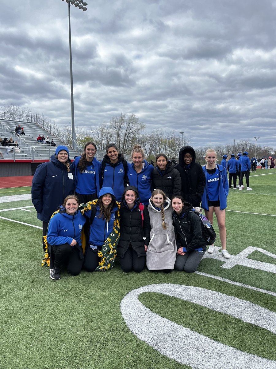 Pewaukee was another cold one!! Solid performance despite the weather.  🥇Kenny R in 100m (12.58).  🥇Clare M in 300s (47.11).  PRs in comments ⚡️⚡️