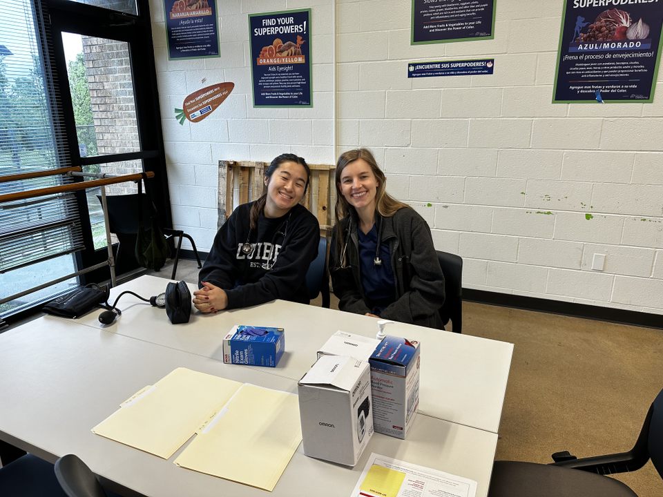 CrompyDO's tweet photo. Great #WalkWithADoc this morning @RiseLvt 🤩 mini health fair today indoors to stay out of rain! Come #walk with us next month May 18th!
#wwad #TCOM https://t.co/OC9mPNcqG7