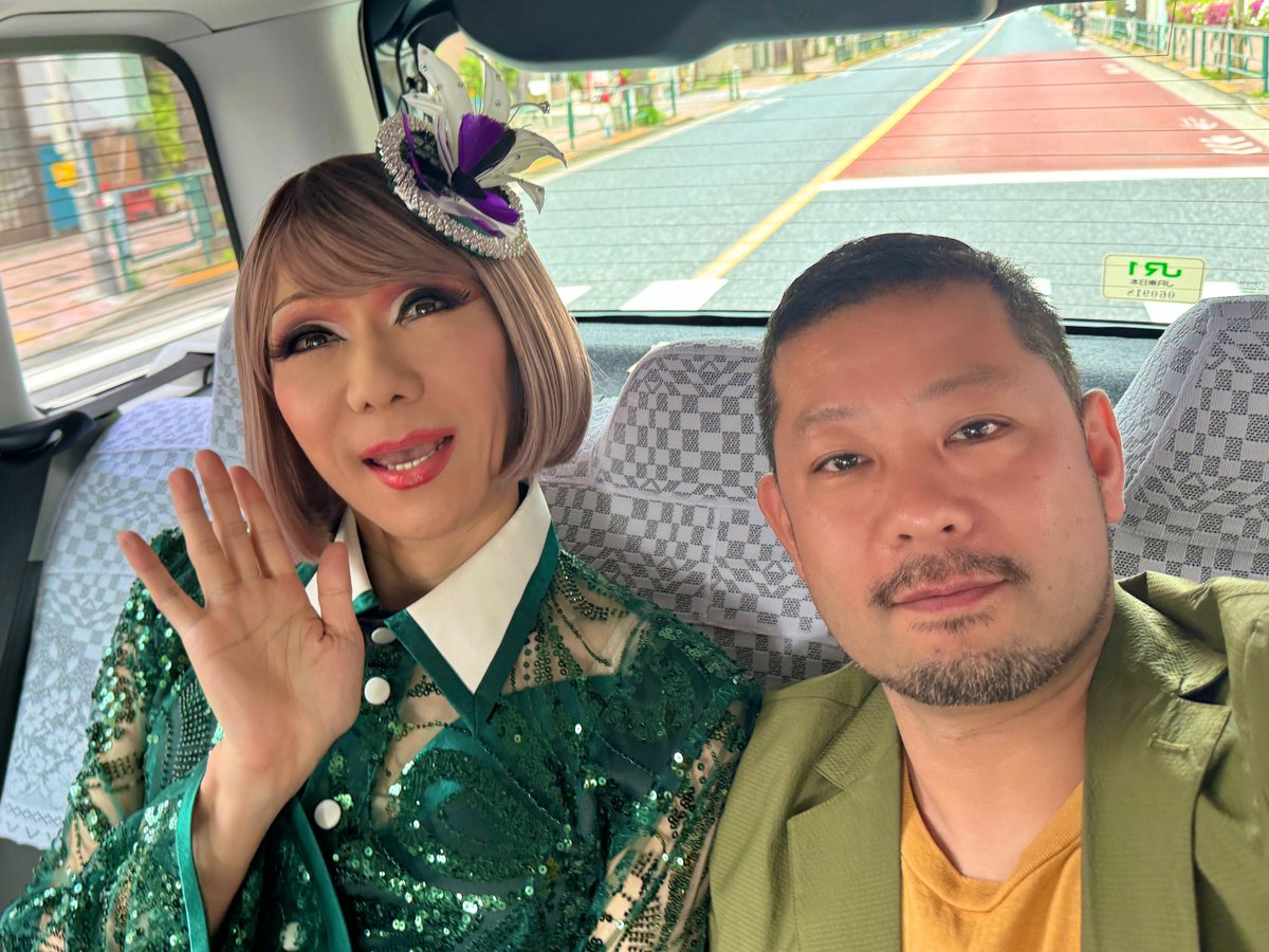 てなわけでTRP2024最終日にゴ〜💋

今年でメインMC卒業なんて言っちゃったので、アタシなりの気合いで新作衣装２着で登壇します。生で観に来て✨

Campy!barブースも、新宿2丁目店・渋谷PARCO店の豪華合同キャストでお待ちしてます！