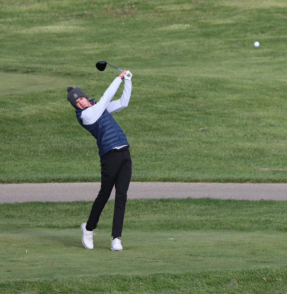 SOPGAJrTour's tweet photo. In Progress: the Miami Valley Junior Championship ๐
18 holes done & 18 to go at Pipestone Golf Course in Miamisburg, OH before the first points of the all new #OhioJuniorSeries are awarded.
Leaderboards: https://t.co/wNaEd6iFDt
#USNDP #TeamOhio #USNDPGolf #SOPGAJrTour https://t.co/tsbOj2Pksj