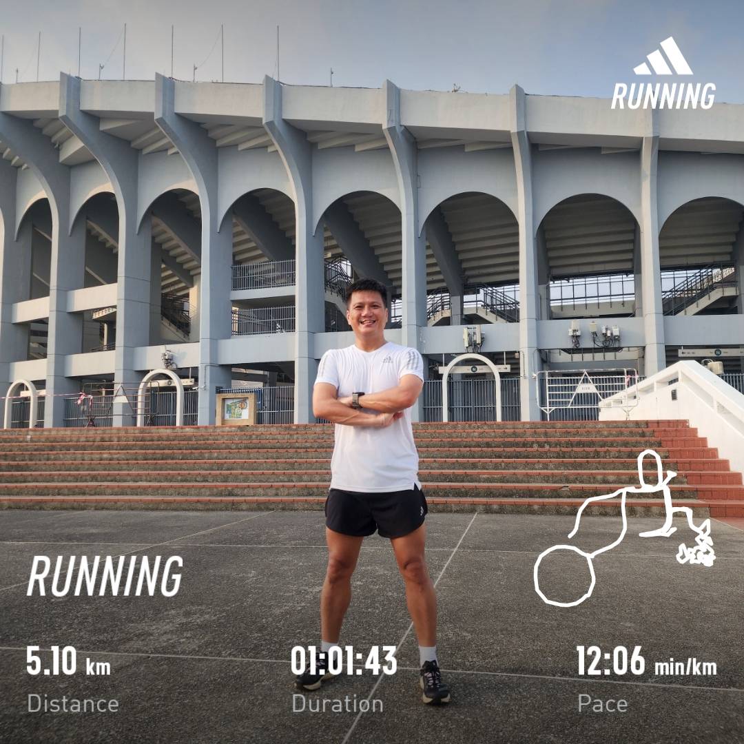 ☀️ เช้านี้เข้าร่วมกิจกรรมของ ADIDAS RUNNERS BANGKOK การวิ่ง PARK RUN กับโค้ปแป๊ป 🏃‍♂️ วิ่งไปเรื่อยๆ วนไปในหลายๆ สนามและสวนออกกำลังกาย ที่ยังไม่เคยเข้าไป ภายในบริเวณศูนย์กีฬาหัวหมาก🏟 สนุกมาก ได้เหงื่อดี 🌟 
#adidasRunnersBangkok 
#adidasRunning 
#adidasThailand
#parkrun #tookkyrun