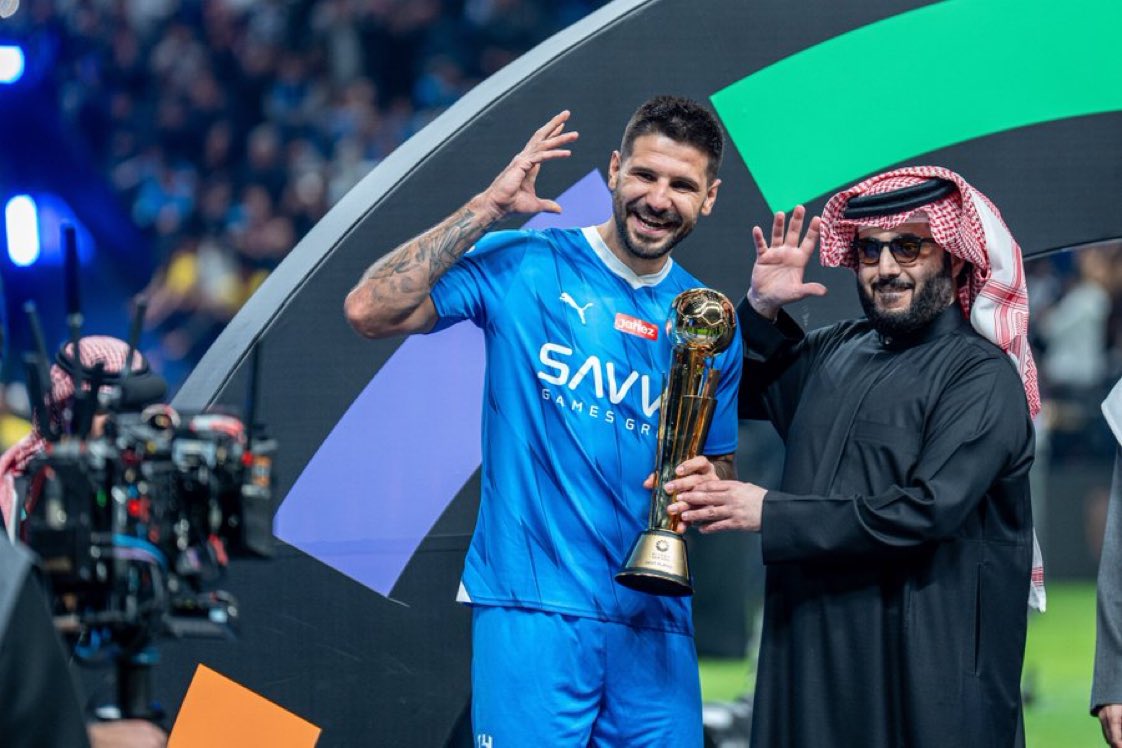 🚨🚨🎙️ميتروفيتش والناس في السعودية رائعون للغاية ولم أشاهد الا الحفاوة والترحيب منهم💙💙🇸🇦! @Mitro9world