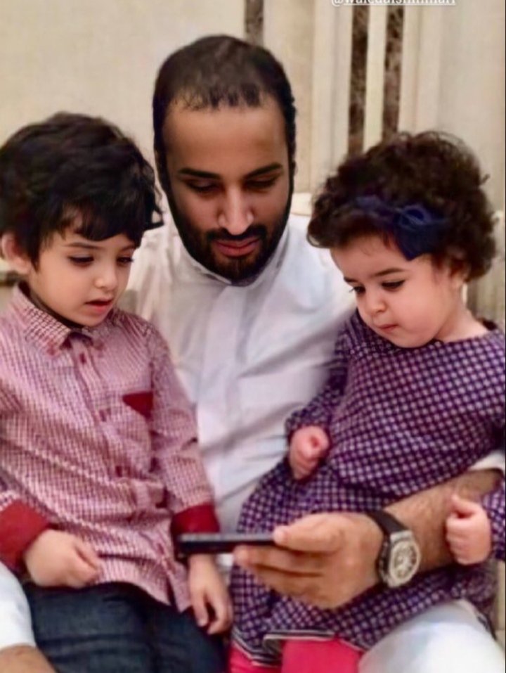 zgTzJgZVTuowiaC's tweet image. أبناء #ولي_العهد #محمد_بن_سلمان هم ماشاء
الله سلمان- فهدة- نورة- مشهور- عبدالعزيز٠٠٠٠٠
حفظهم الله ووفقهم لطاعته وبارك فيهم اللهم حبب إليهم الإيمان وزينه في قلوبهم اللهم امين يارب العالمين 
#الجيش_السلماني_الالكتروني