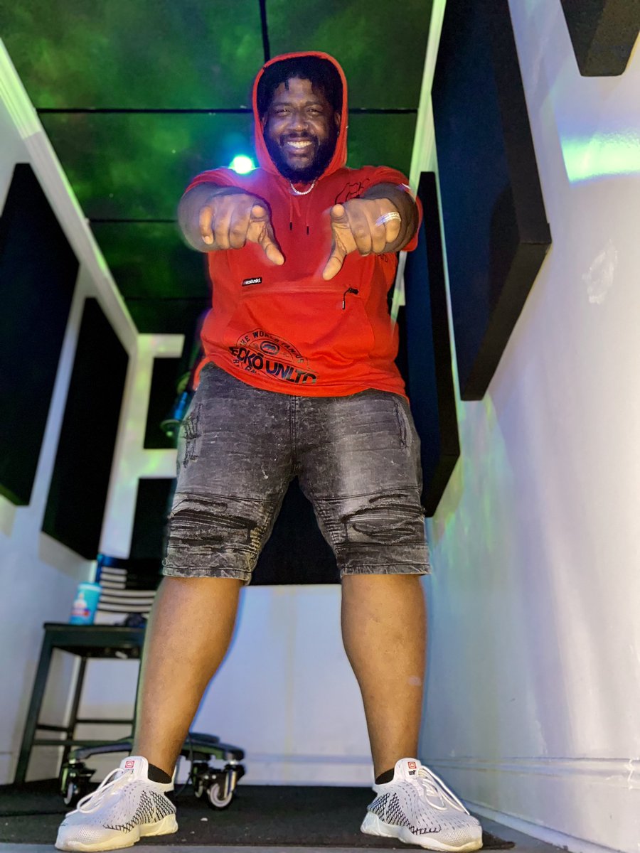 bcbigclay's tweet image. ‼️Consistently droppin 🔥🔥🎶🚀🎤🎧🎙️💯🧸 applying pressure on da Music Industry‼️ #music #trending #studiobound #retweet #musicindustry #420day #bbtvi #NBAPlayoffs #NC 

open.spotify.com/artist/0zRwZMa…