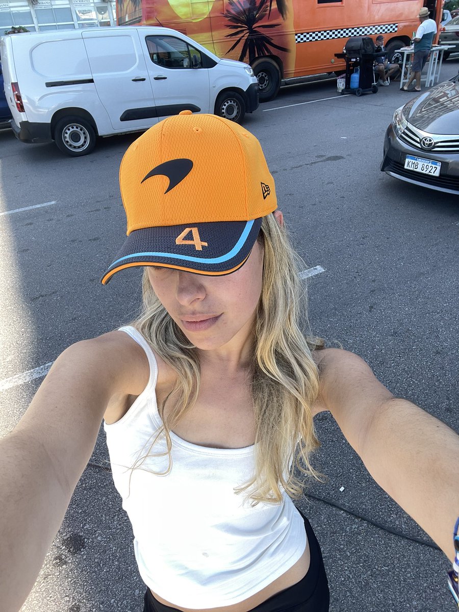 gina (not schumi) 🇺🇾🛫🇧🇷 tweet media