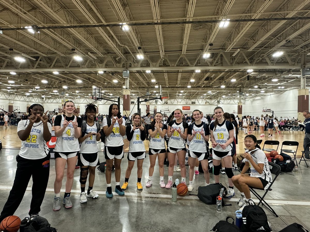 Another W for 16u!! Going after another perfect record this weekend, let’s go ladies!!!
