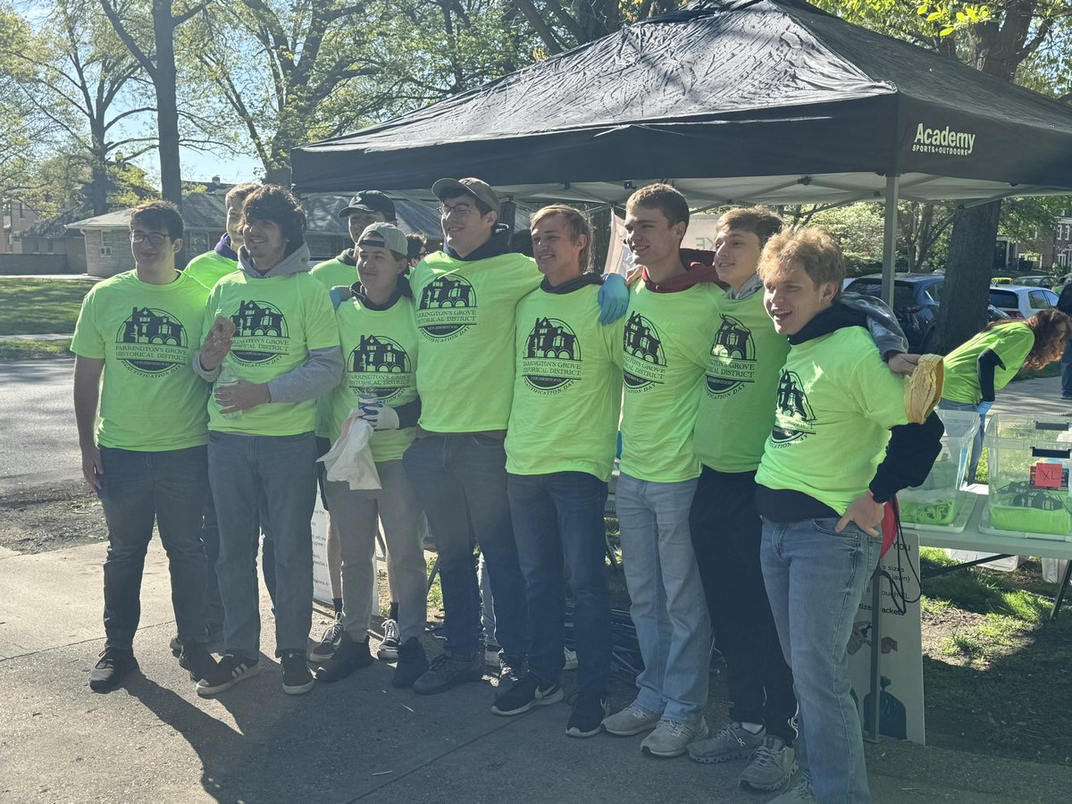 Joined Terre Haute Mayor Sakbun at the Fairington Grove neighborhood clean up. Great community effort ! Duke Energy a major sponsor.