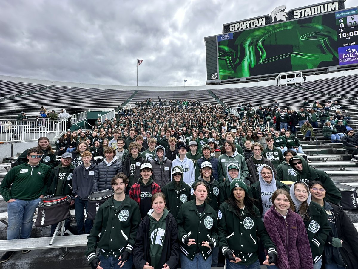 Great to be back today in Spartan Stadium with <a href="/MSU_Football/">Michigan State Football</a> 🤩 #GoGreen