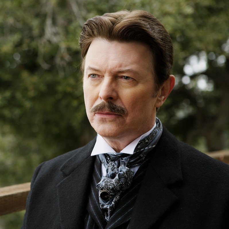 streeeeep's tweet photo. i still believe casting David Bowie as Nikola Tesla in The Prestige (2006) is one of the best things Christopher Nolan has ever done https://t.co/6N56OY6JSZ