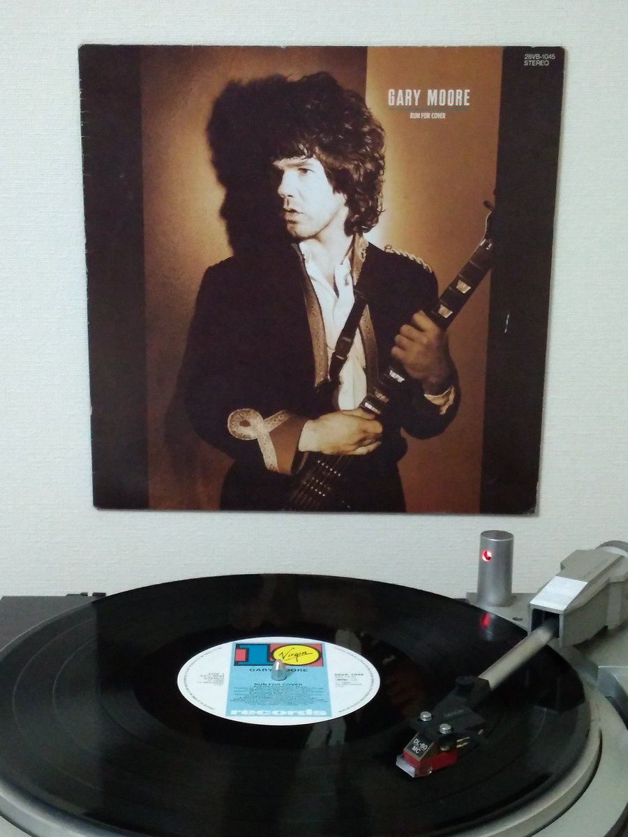 Gary Moore - Run for Cover (1985) 
#nowspinning #NowPlaying️ #アナログレコード
#vinylrecords #vinylcommunity #vinylcollection 
#classicrock #hardrock 
#GaryMoore #GlennHughes #PhilLynott