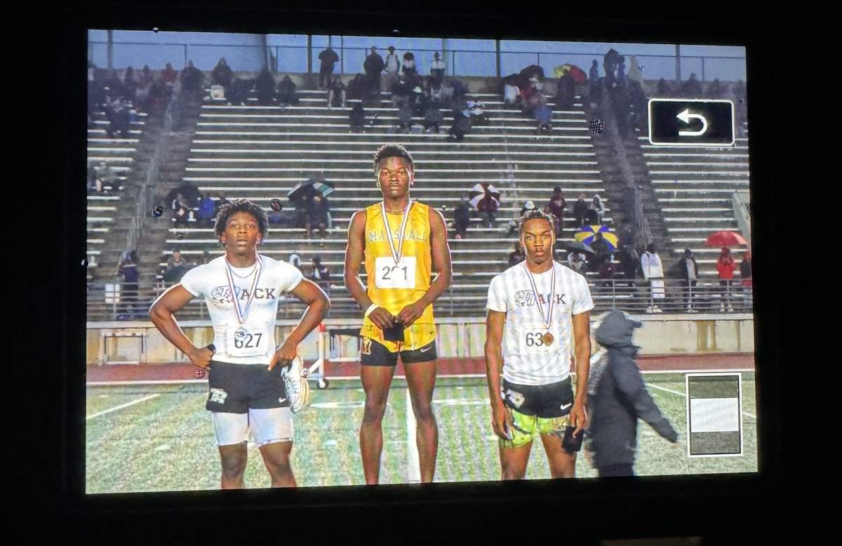 Regional Meet Result: Boys 400m 3rd 🥉 Blake Thompson 49.66 2nd 🥈STATE BOUND‼️ Sean Smith 49.04 @trhsathletics1 @RandleHS @BrianRandle40 @lcisdathletics