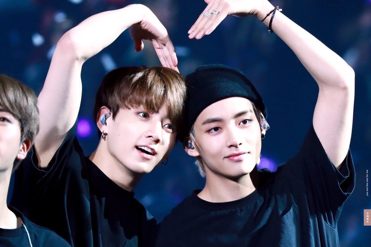 hr_miumiu's tweet photo. @prinatsu0420 생일축하💜💜 https://t.co/IQG0rMJ8Ki