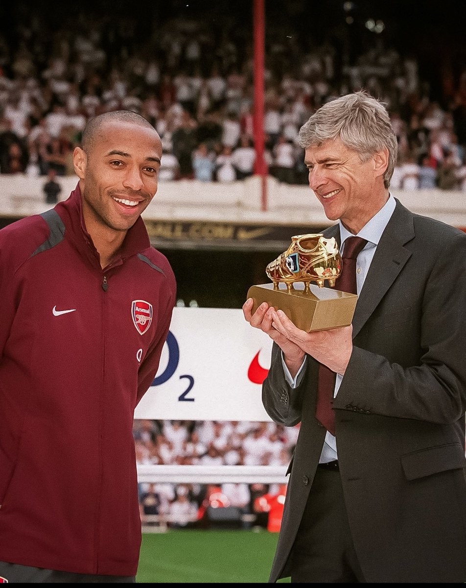 OfficiallyGeo's tweet image. Me: Hey Google, show me a legendary picture.

Google: