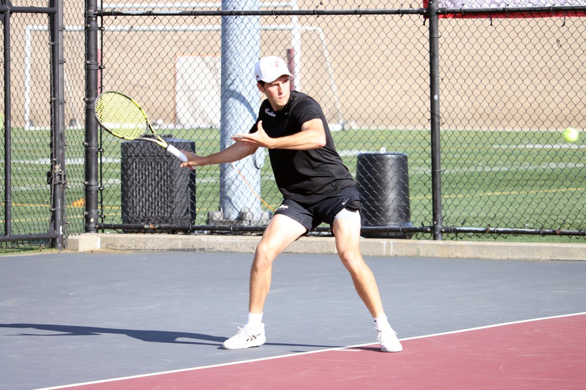 🎾 @fordhamtennis takes down Saint Joseph's, 4-3 📰 bit.ly/3UmX56V 📸bit.ly/3UoUOIw