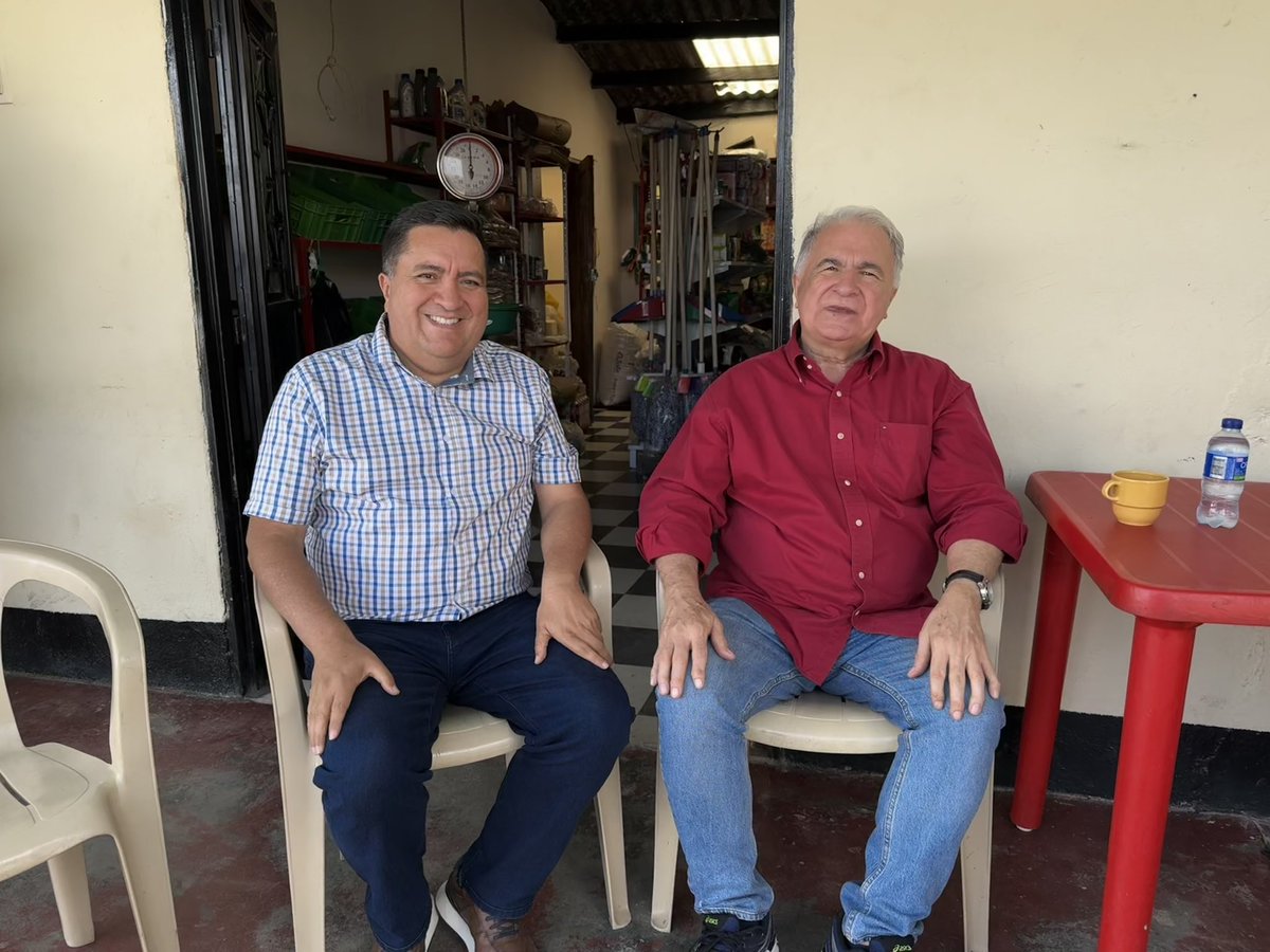 lfernandollanos's tweet photo. @HuilaGob @rovillalba confirma hoy en San Agustín 3,0 Kms de placa huella hacia Quinchana. Proyecto elaborado y priorizado por la Administración Municipal #SanAgustínNosUne https://t.co/Lw61Ot0agq