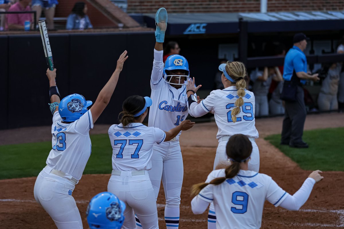 𝐂𝐋𝐔𝐓𝐂𝐇. With today's series win over Louisville, the Tar Heels are now 5-0 in ACC series rubber games! We have series victories over Virginia, Georgia Tech, Notre Dame, Pitt and Louisville 🔥 #GoHeels