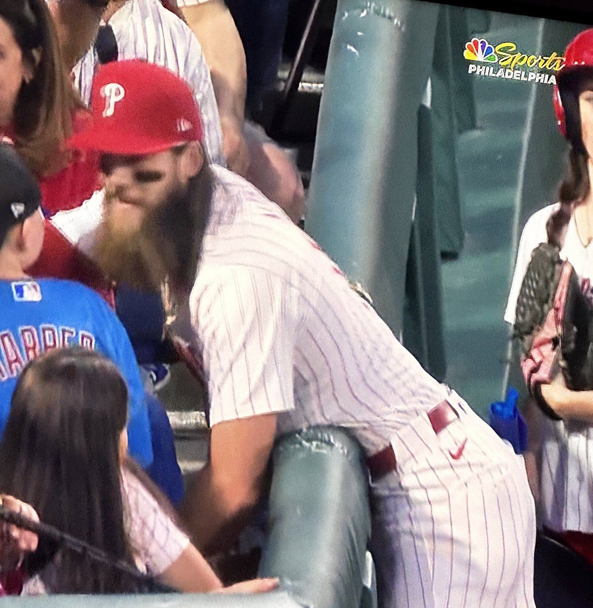DrLectersMask's tweet photo. So, JVN says “bye for now”, and then this happens. He always lampooned Shoe and the NFL, but …
(Brandon Marsh - #BaseballJesus) https://t.co/wmCNAdjkim