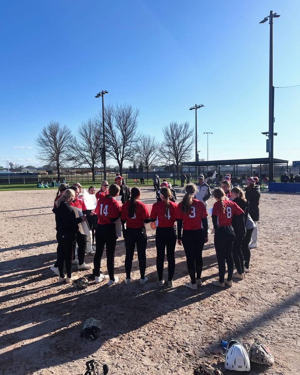 Mankato West Scarlets tweet media