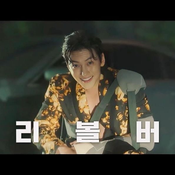 jcwsedeArg's tweet photo. Avance de series #GangnamBSide y #Revolver
La alineación de contenido Plus M, ha sido revelada 👏
@plusm_entertainment
#지창욱 #jichangwook
#チチャンウク #池昌旭 #Kdrama #actor #JCW #fyp #PlusM #cute #actor #SpringCompany #jichangwook_archive
#jcwsedeargentina_21🇦🇷 https://t.co/oXDBacbxSl