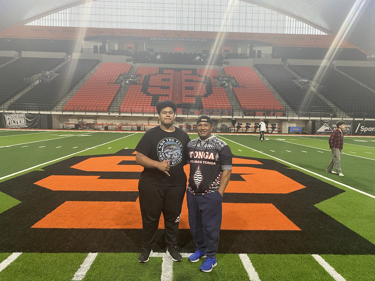 FelilaMisi's tweet photo. Thanks to @DLineCoachCRAW and @CoachZayyy for having me out at Idaho State today!! I look forward to talking with you guys again soon! 

@coachsolovi @Kneeyou77 @CoachSiuhengalu @westpanthersfb https://t.co/PzzaaPOHst