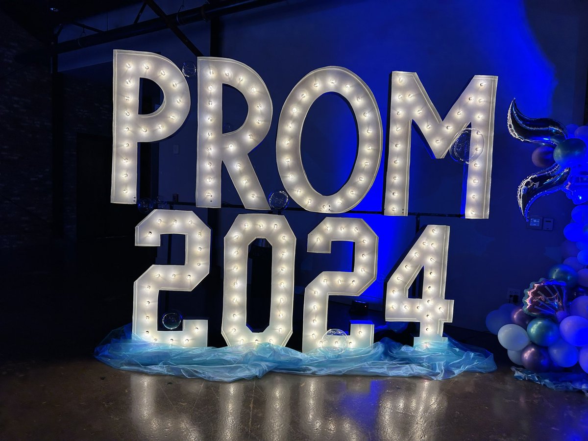 Prom 2024 is underway! Our students look amazing and the venue with the decorations is absolutely gorgeous! #prom2024 #WeAreSparkman