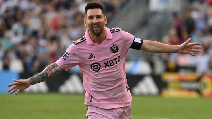 Joshua__Ubeku's tweet photo. Inter Miami are 3 points clear at the top of the MLS table thanks to Lionel Messi’s masterclass! 🐐💥 https://t.co/X1U7c0pdE4
