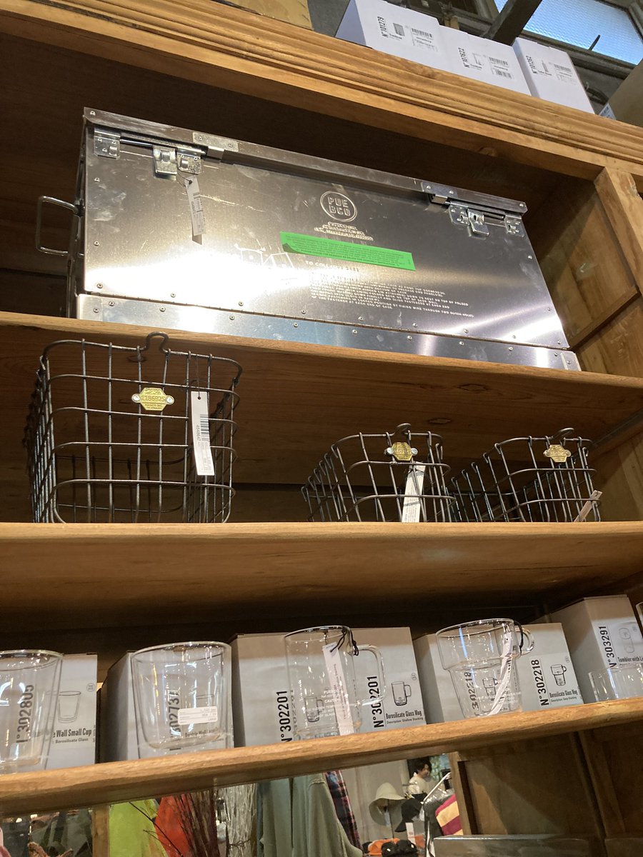 nade_2005's tweet image. 写真みてるだけでほしくて興奮してくる始末(   ˙³˙  )♡

#札幌中央区
#カフェとセレクトショップ
#FAbLOUS