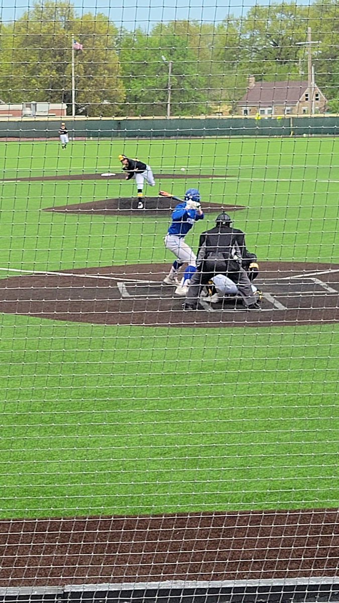 Proud of my LHP @JoshAndre_25 on the bump in SMWest varsity game. 5 innings allowing 4 hits, 2 runs, 4 SO, 2 BB, 1 ER. Team lost 6-1 to Washburn Rural. @SMWestStrength @SMWsports