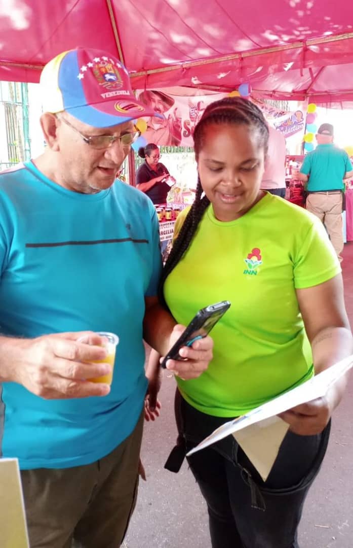 gestionsINN's tweet photo. En el marco de la Gran Misión Igualdad y Justicia Social Hugo Chávez @InnVenezuela presente atendiendo a la comunidad de la P. Santa Teresa en sintonía con el vértice número 5 #AgarraDatoCome4S #NoAlBloqueoCriminal https://t.co/50fdzAZqXd