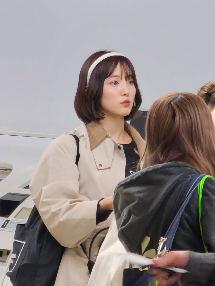 240420 김포공항 출국🛫🇰🇷
시타오 미우 

#下尾みう #시타오미우 #ShitaoMiu #MiuShitao #AKB48 #カラコンウインク