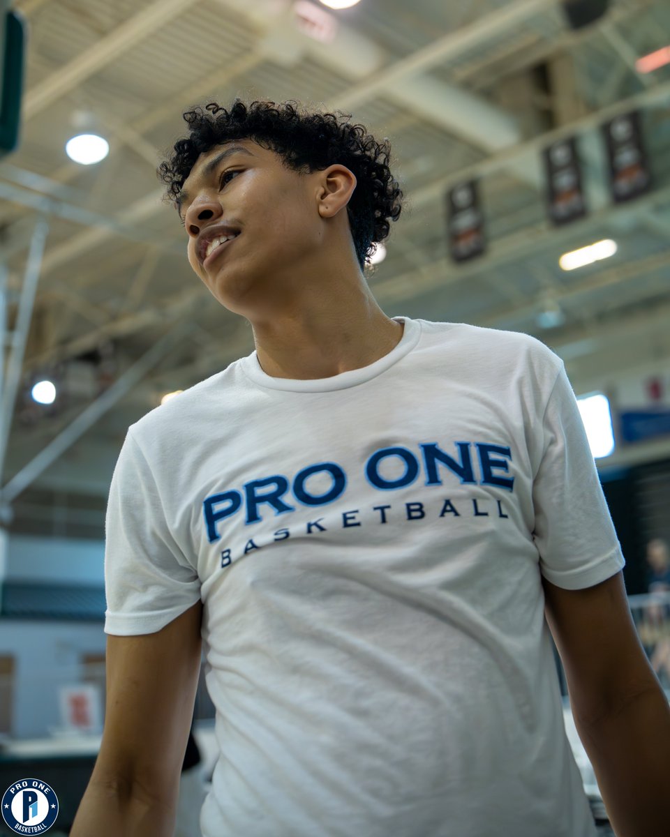 Pro1Basketball's tweet image. tune up for session☝🏼

#BeDifferent | #ProOneBasketball