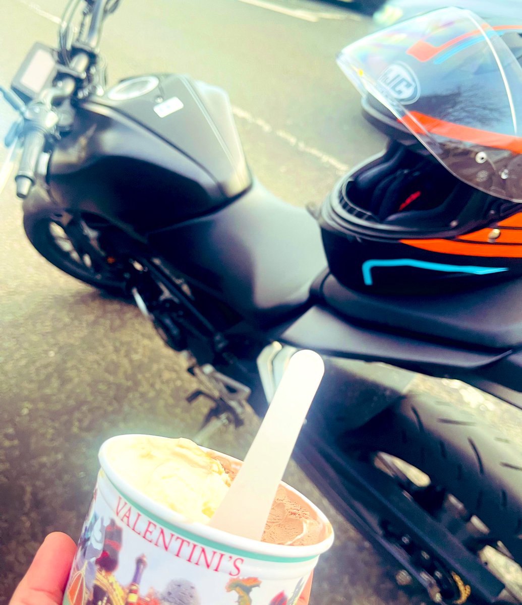 What a treat - a bike ride and stopping off for ice cream Living the life 😂 Have a great weekend ❤️