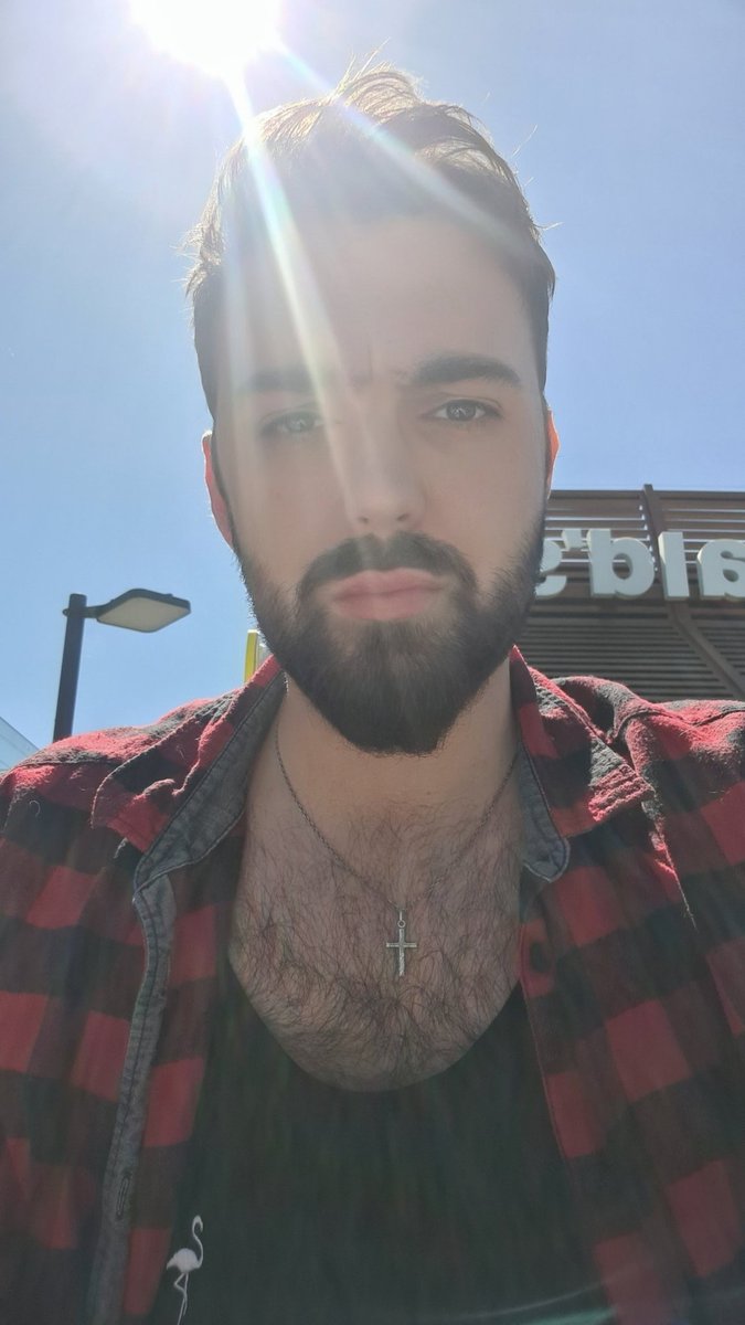 JimGe91's tweet image. N'hésitez pas à me suivre sur Instagram Jim_roz91. Plein de contenu  différent 😝 #gay #LGBTQ #intagram  instagram.com/jim_roz91?igsh…