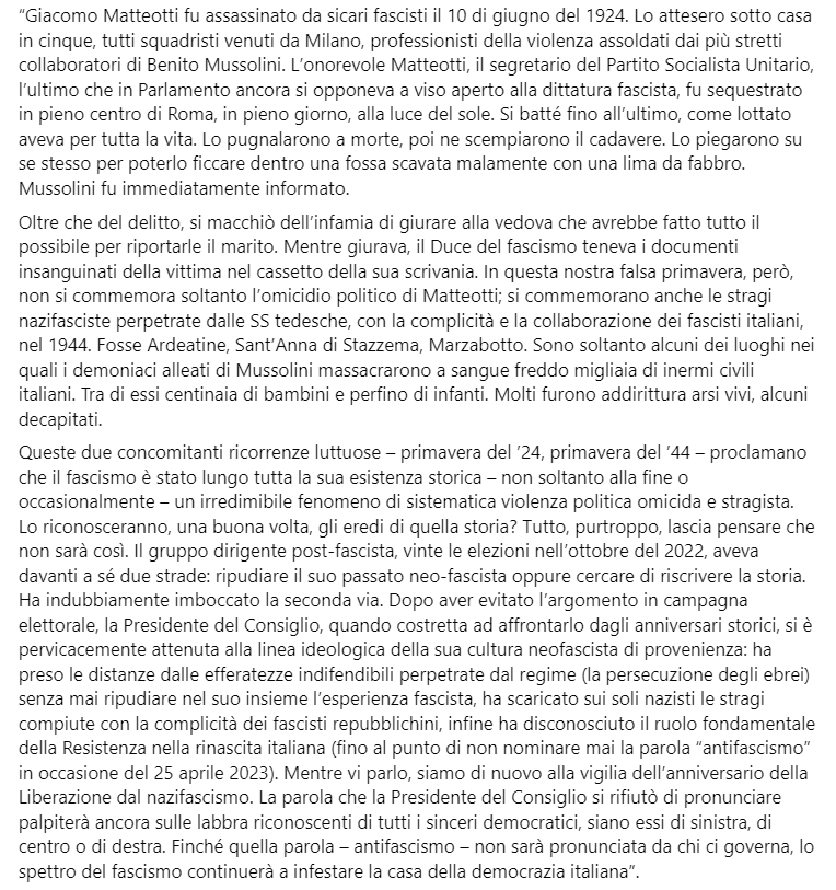 Benvenuti nel Paese in cui l'#antifascismo deve ricordarcelo uno scrittore, mentre la tv pubblica lo esclude e la presidente del Consiglio polemizza con lui. 
Le matrici profonde non gelano.

#Scurati #Meloni #AntonioScurati #antifascistisempre #SerenaBortone