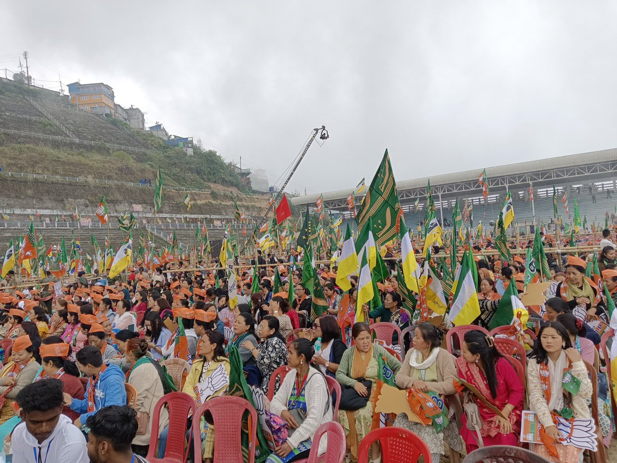 Drsubhassarkar's tweet photo. Women's safety is non-negotiable. It's time for change in West Bengal as Bengal deserves leaders who deliver on their word. #PoddoFutbeBJPJitbe https://t.co/17TNOrpI80