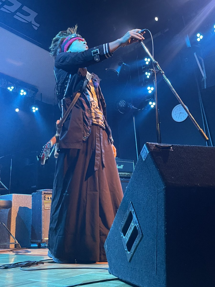 INBrecord's tweet image. 7番目は毎回エンターテイナー賞でお馴染みの内田さん🎸⚡️
中島美嘉の雪の華からオリジナル曲メドレーでみんなを楽しませてくれています🥰